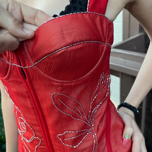 La Perla red silk blend bustier with micro beading trim & accents Italy fits 4/6 - Picture 10 of 16